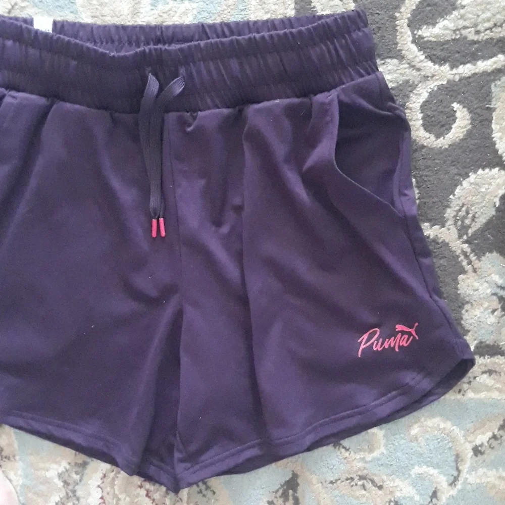 Puma ladies shorts - Picture 6 of 16